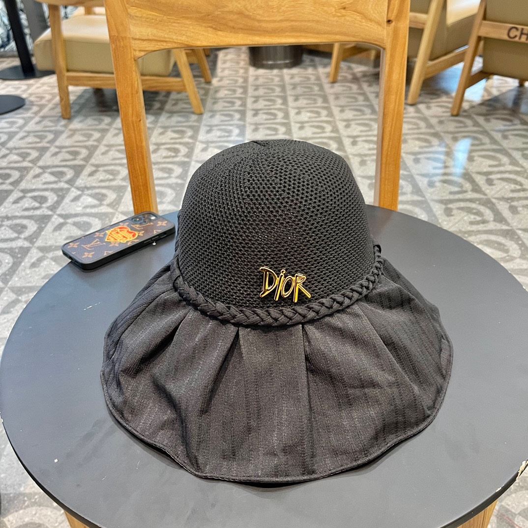 Christian Dior Caps